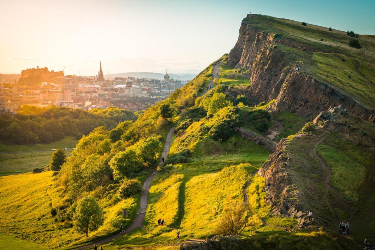 The Holyrood Park Apartment エディンバラ エクステリア 写真
